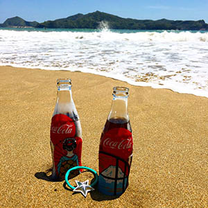 浜辺のコーラ